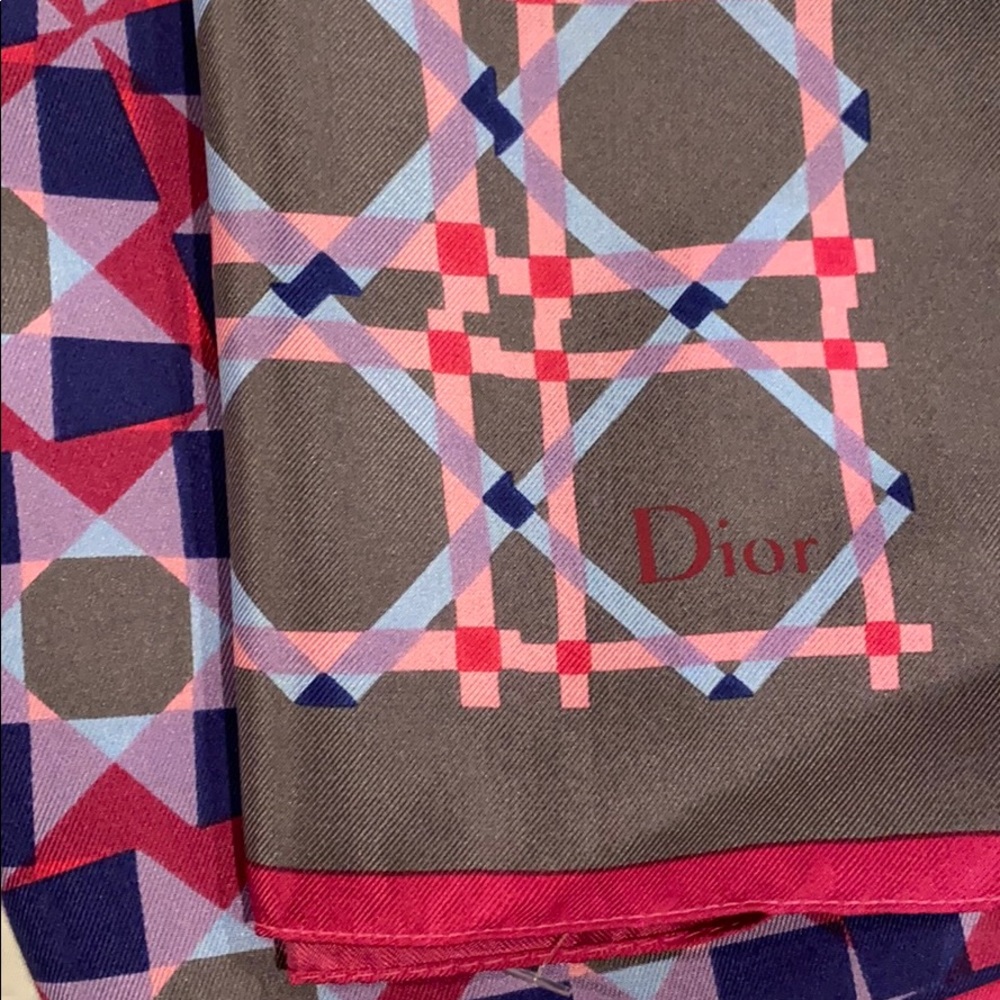 NWOT Dior geo print silk scarf - Picture 3 of 9